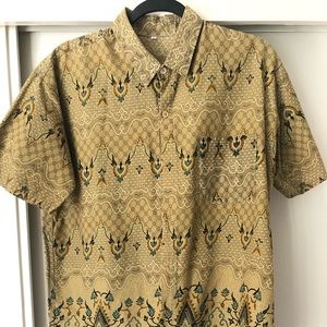Vintage-90’s Abstract Short Sleeve Button Down